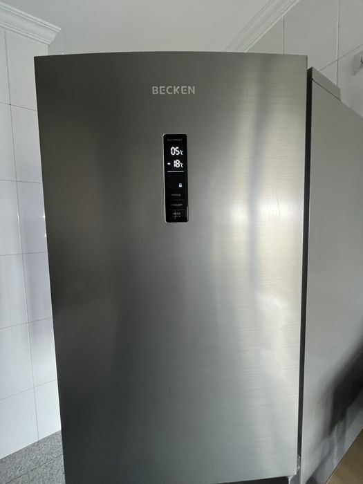 Frigorífico BECKEN BC3118 IX