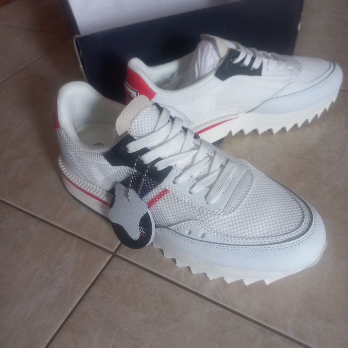 Buty sportowe damskie skóra naturalna r.37