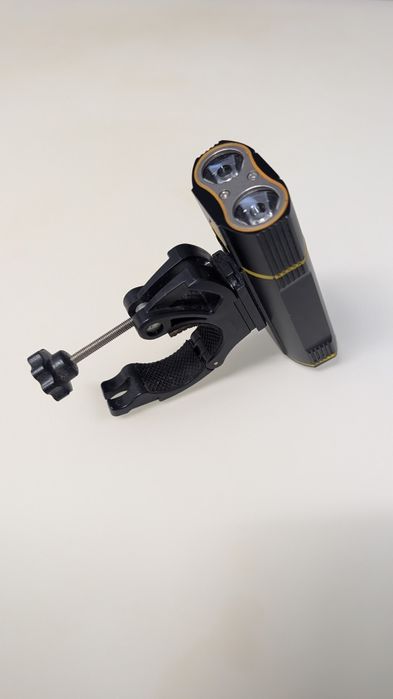 Вело фонарь Vastfire на 18650 з cree xml