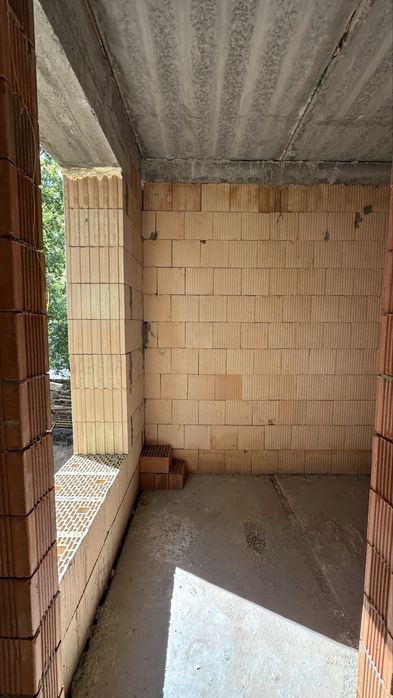 Таунхаус з окремим паркомісцем біля парка Незнайко.