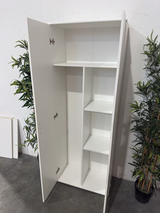 Ładna mała biała  szafa super stan dowóz wysyłka