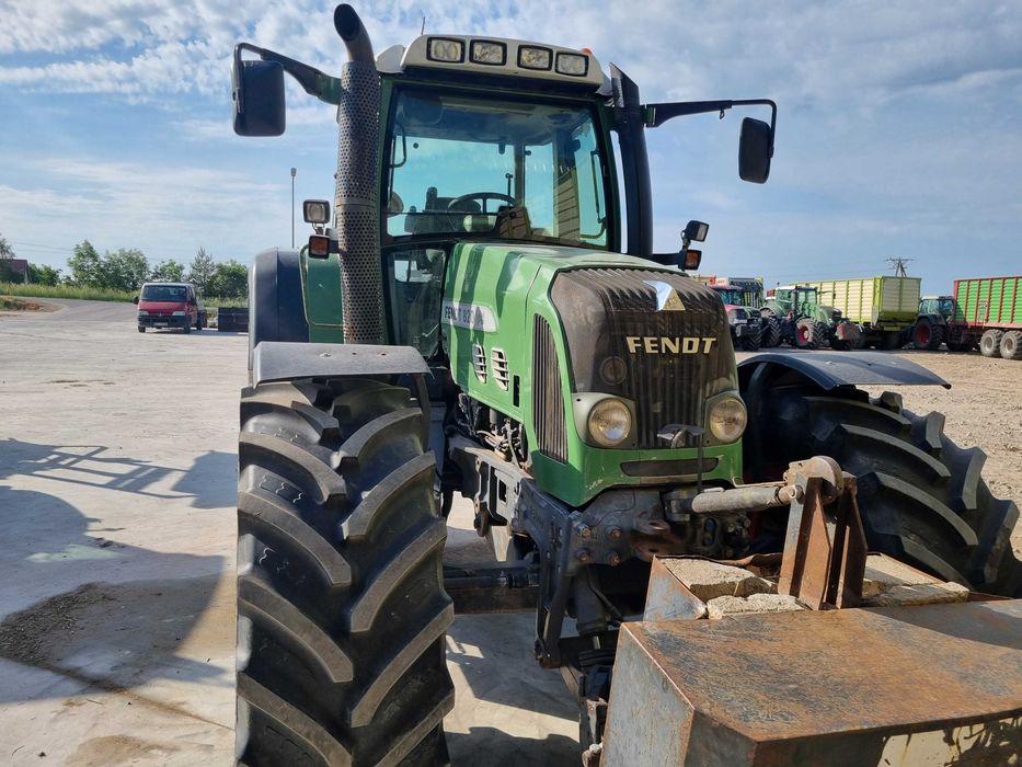 Ciągnik Fendt 820