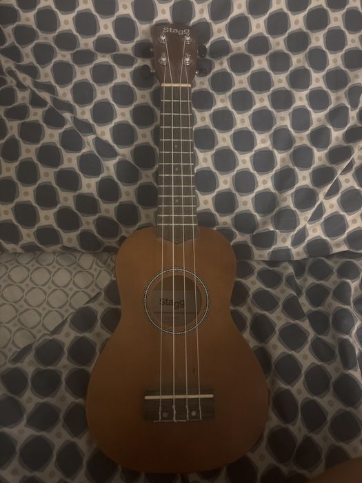 Ukelele stagg novo