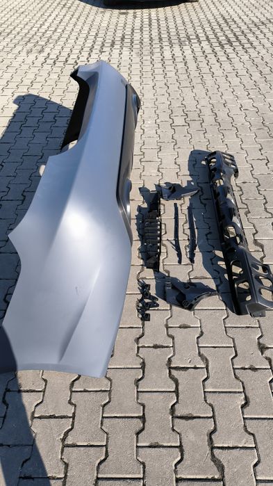 BMW E60 Tylny Zderzak M-pakiet Bodykit Tył PDC
