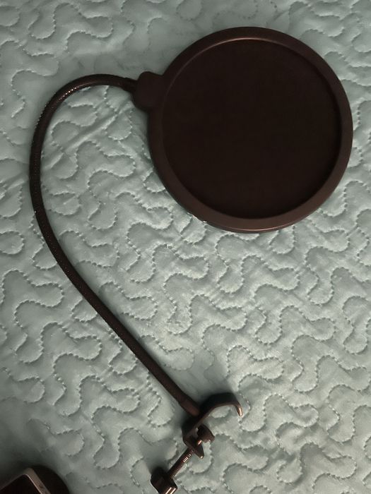 Microfone condensador Seneiser mk4 + Placa maudio fastrack pro 2