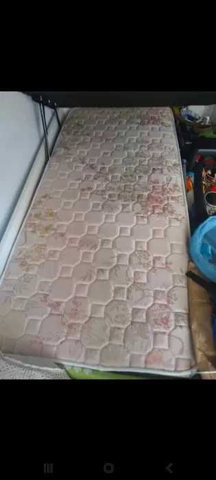 Colchão para cama solteiro  1,83cm x 80- Odivelas