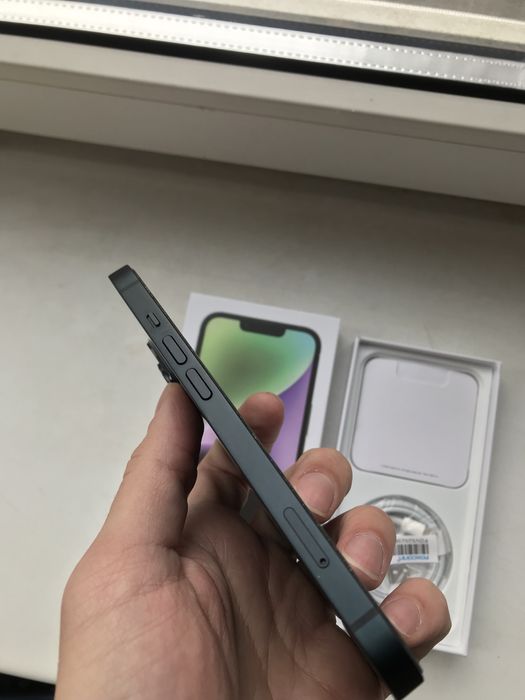 iPhone 14 black 128gb