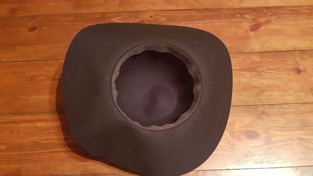 Шляпа фетровая женская