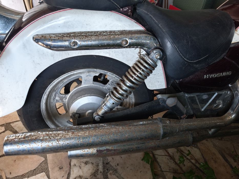Hyosung Aquila 2002 - para restauro
