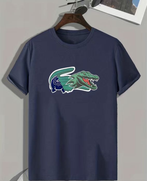 Tshirt com logo crocodilo