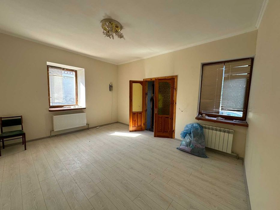 Продаж частини будинку 23 м.кв. по вул. Лесі Українки