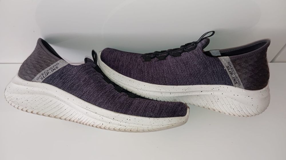 SKECHERS  slip-ins 41