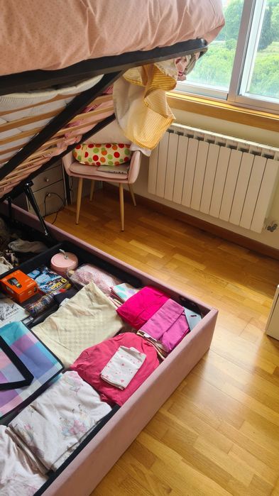 Cama com estrado elevatório429168680197826562