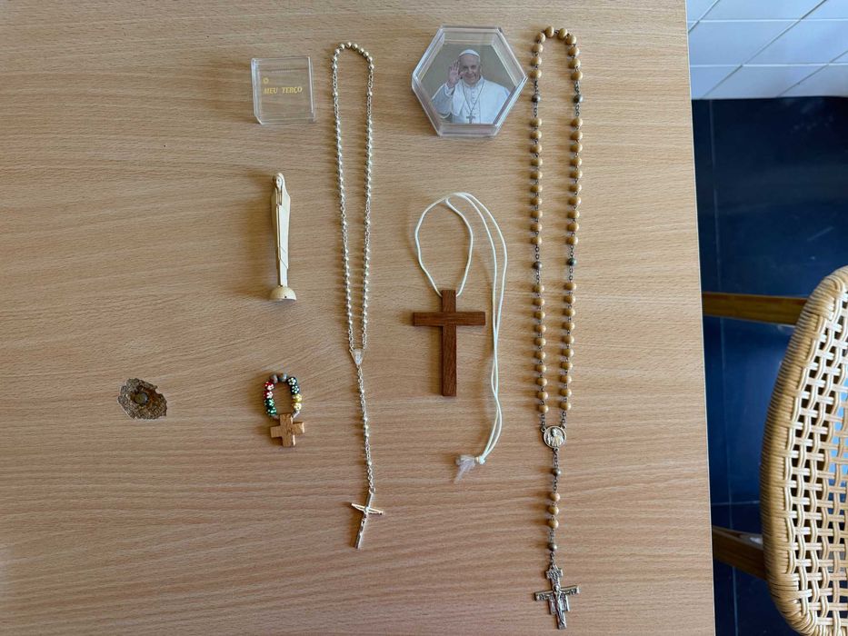 DOAÇÃO Vários artigos religiosos