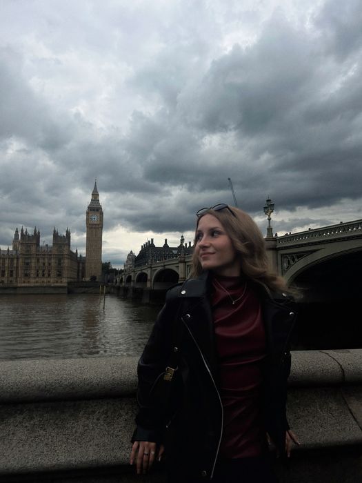 Репетитор з англійської мови