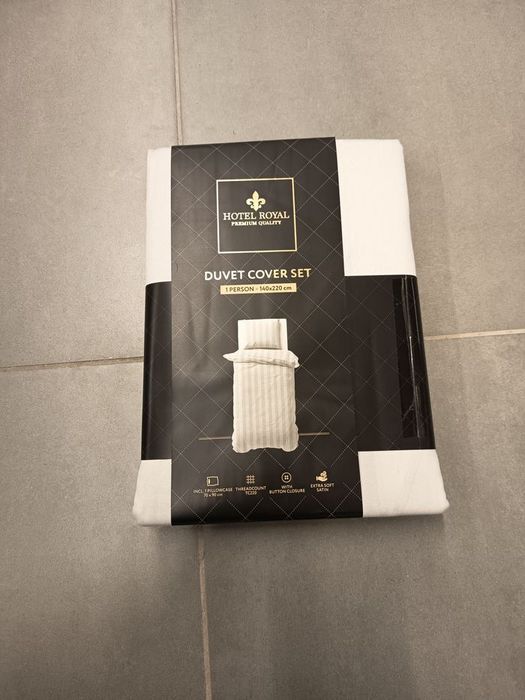 Nowy beżowy komplet pościeli Hotel Royal