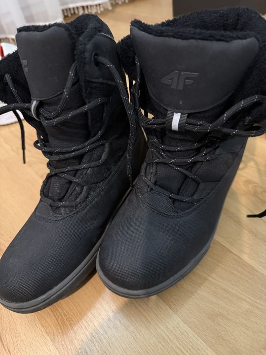 Buty zimowe trapery 4F