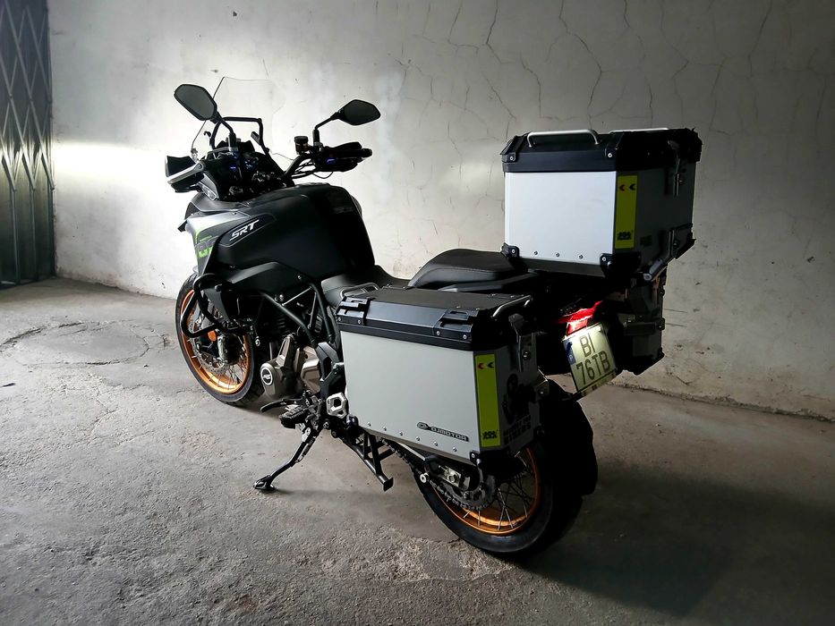 Moto Volvo QJ Motor 700cc