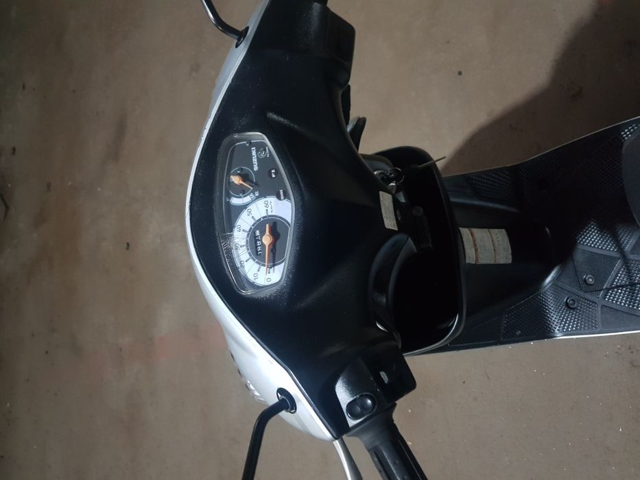Скутер мопед Suzuki Address V50