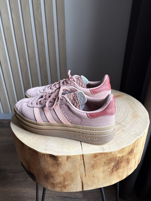 Кроссовки adidas gazelle bold пудровый розовый 26 см