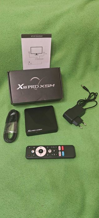 ТВ-приставка X88 Pro 5M 4/64 Гб Android 14 TV Box (Amlogic S905X5M, AV1, AI-SR)