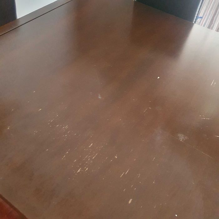 Mesa de Jantar Extensível (OFERTA: 4 Cadeiras)