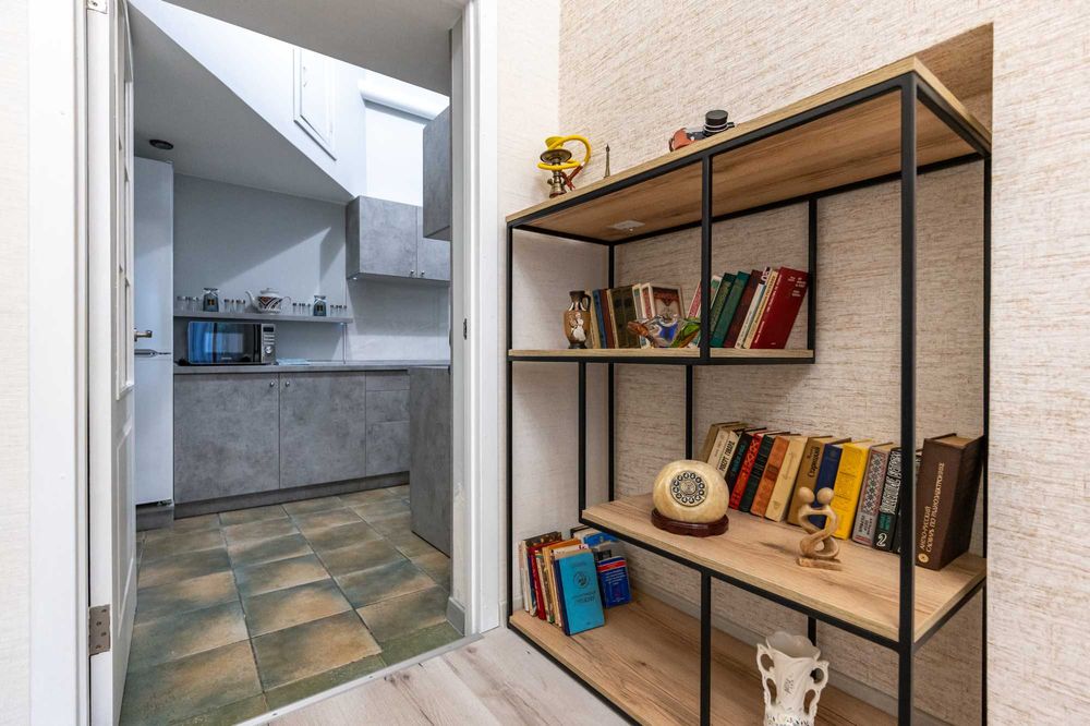 Дім з двориком, центр, море 6014