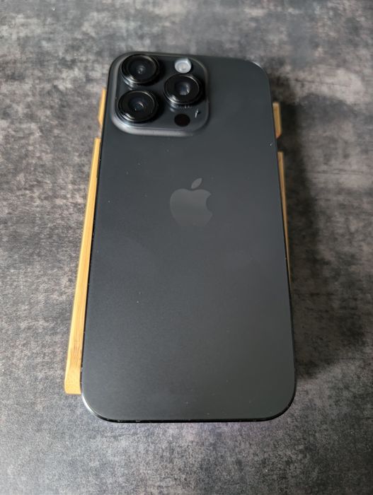 Телефон Apple iphone 16 pro 256gb Neverlock