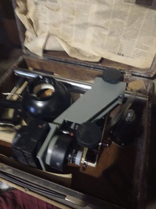 фотозбільшувач (фотоувеличитель) часів СССР - УПА-510.