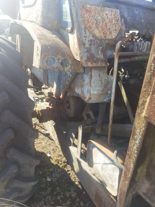 Трактор ЮМЗ-6Л погрузчик грейферний