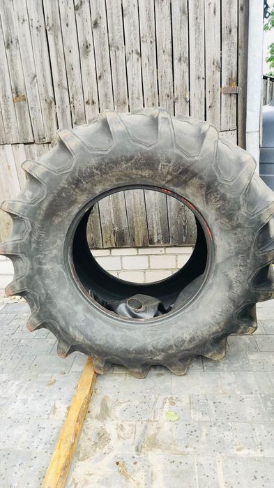 Opona rolnicza Firestone 24.5-32 do kombajnu – dobry stan – 1000 zł