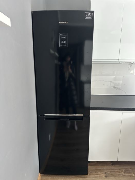 Lodówka czarna samsung no frost
