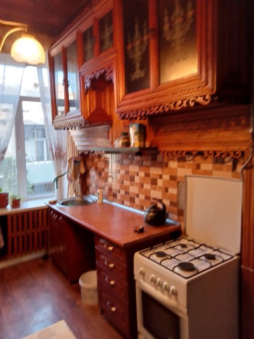 СРОЧНО 3 комн Новосельского /Дворянская Всем ЖИВОТНЫМИ  Газ АГВ