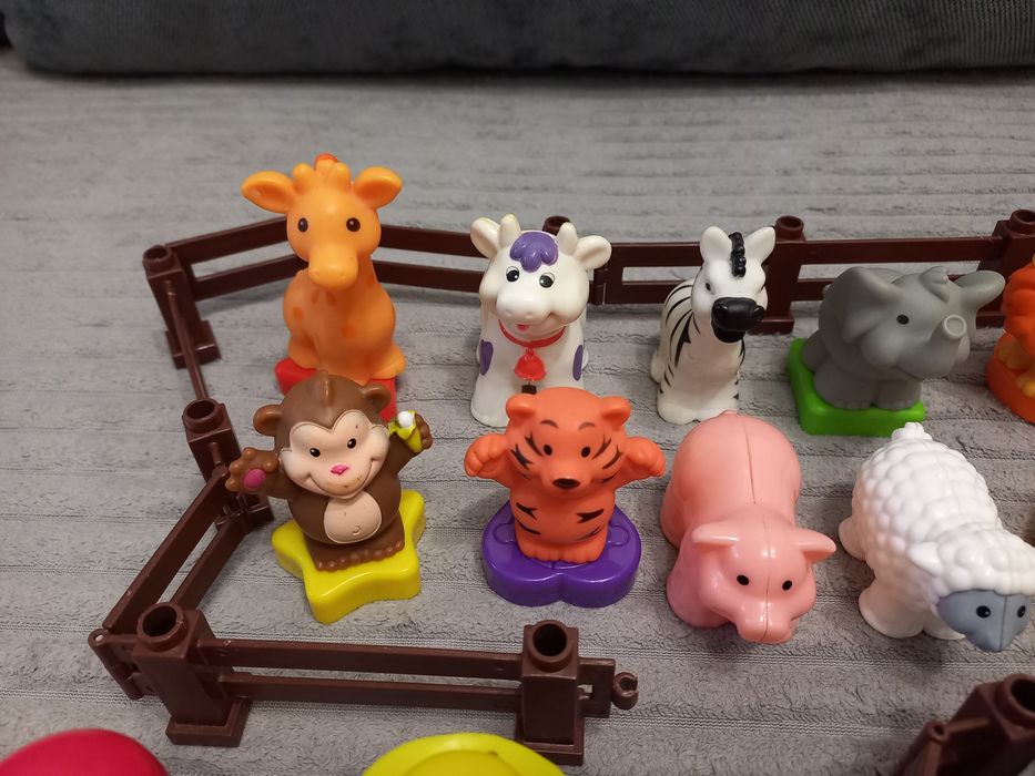 Фігурки Kiddieland ковчег Ноя, трактор ферма, сафарі, літак, лімпопо