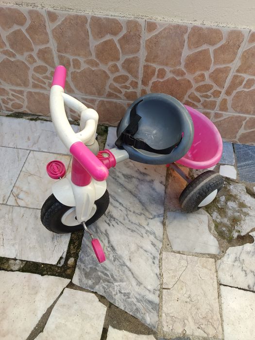 Triciclo cor de rosa