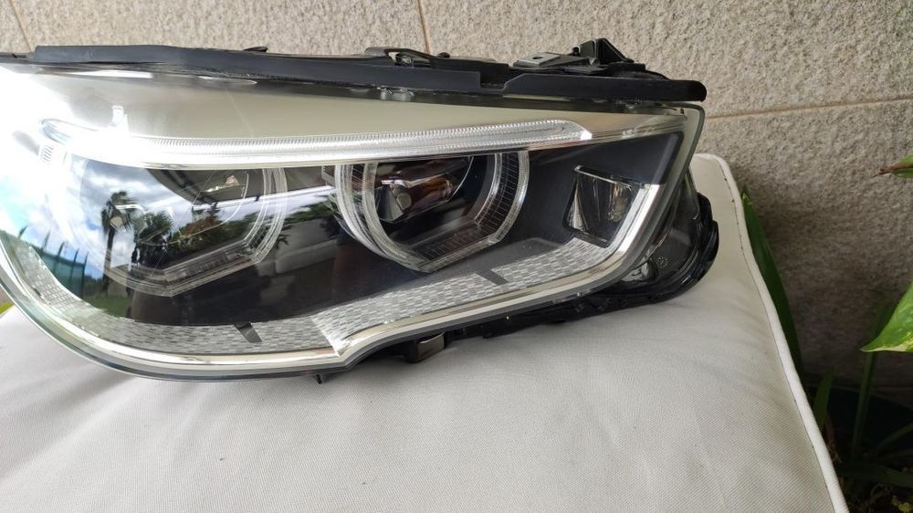 farol direito full Led Adaptativ BMW série 5 GT lci