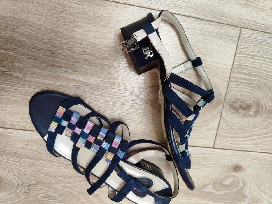 Босоножки р.37 Италия Renzoni