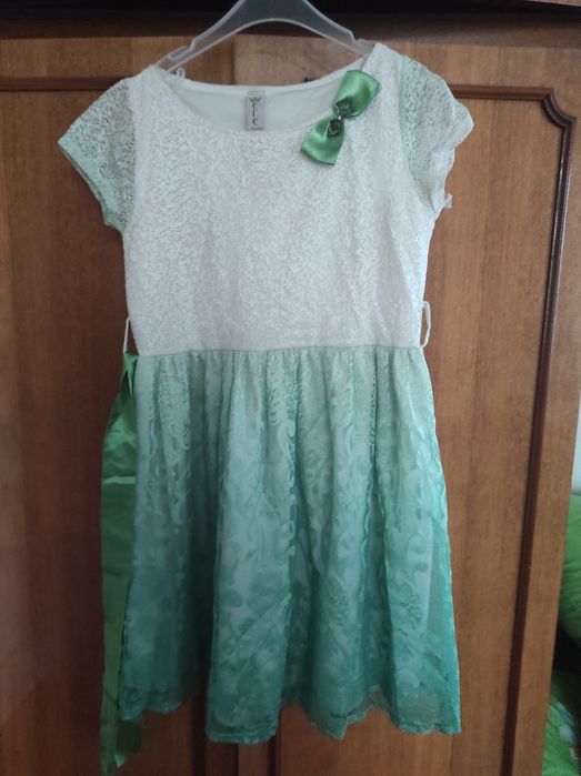 Гарне дитяче плаття