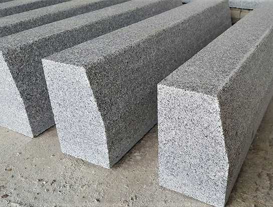 OBRZEŻE GRANITOWE 6 cm, 8 cm, 10 cm, 12 cm SCHODY GRANITOWE 3-20 cm Oporniki Obrzeża Stopnie Granit Krawężniki Krawężnik Drogowy Kostka Granitowa