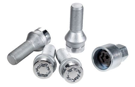 Pernos e Fêmeas para Jantes de carro