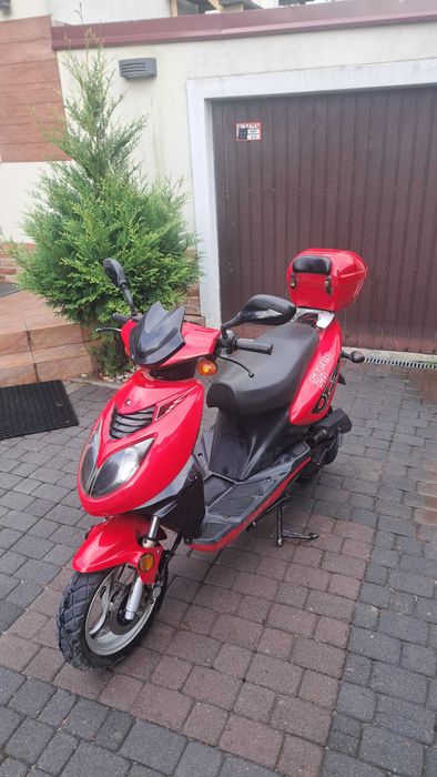 Skuter Zipp 50 ccm 4T w calosci lub na czesci