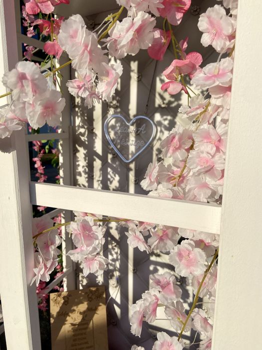 Budka angielska, budka weselna biała