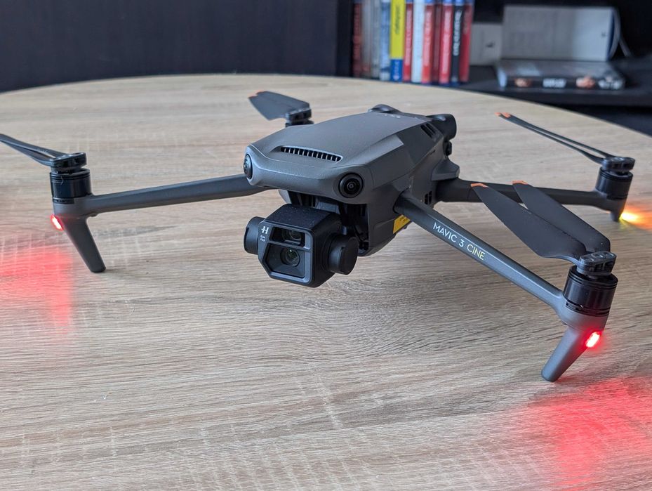 Dron DJI Mavic 3 Cine Premium Combo