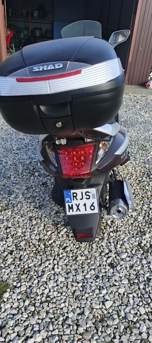 Sprzedam skuter sym evo125. 2012 roku