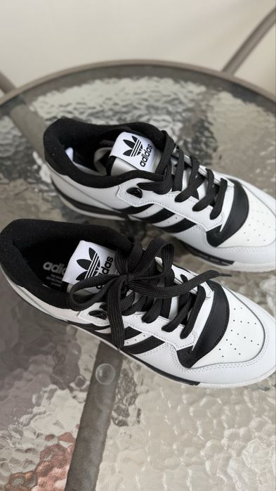 Кроссовки Adidas мужские