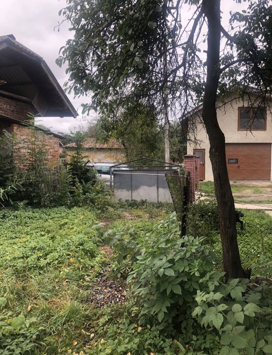 Продам будинок в Угорниках є ділянка 5 соток