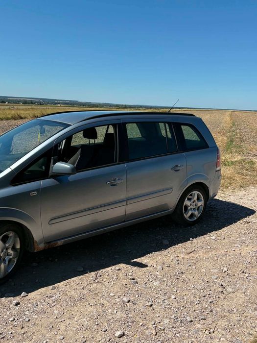 Opel Zafira 2007 1.9 CDTI