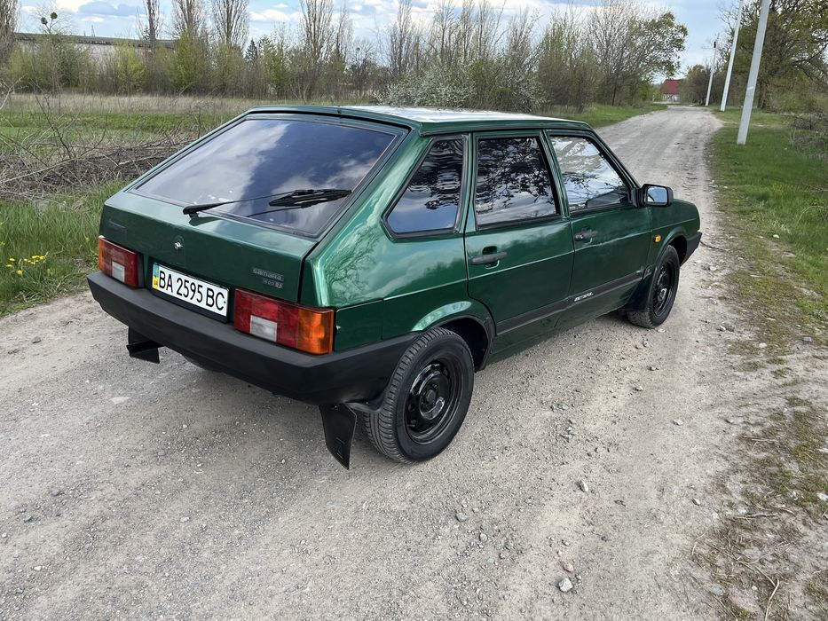 Автомобиль Ваз 2109 2004 рік