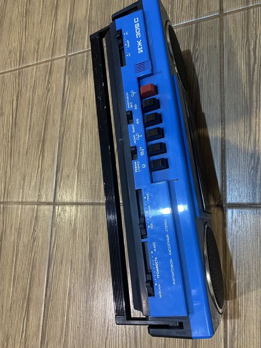 Магнитофон иж 305 с в отличном состоянии