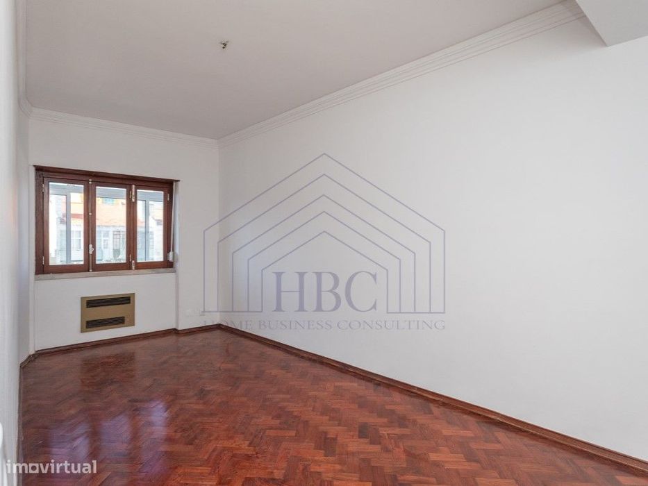 Apartamento T3 com Vista Rio - Lisboa